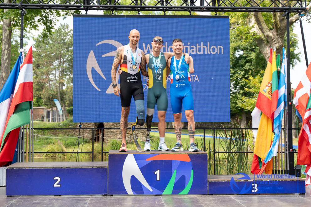 Kim beim Para World Cup in Tata auf dem Podium
