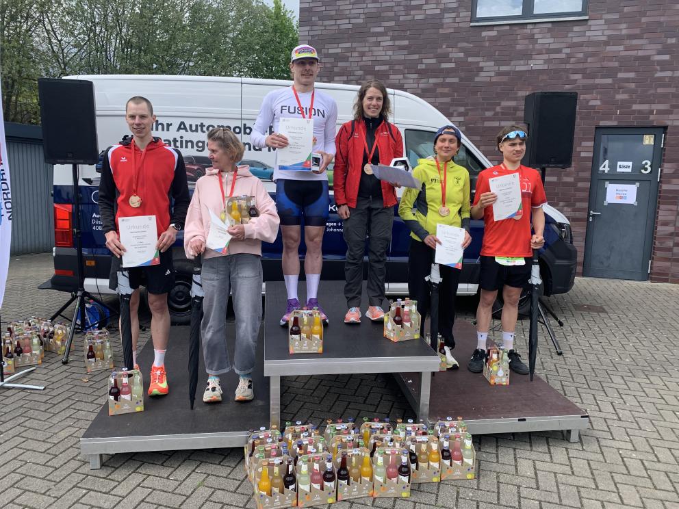 Die Gesamtsieger*innen der Landesmeisterschaft Duathlon 2026