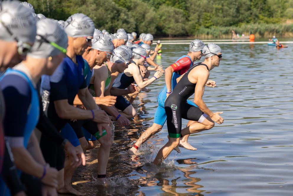 Start der Herren bei der DM in den Rothsee 2026
